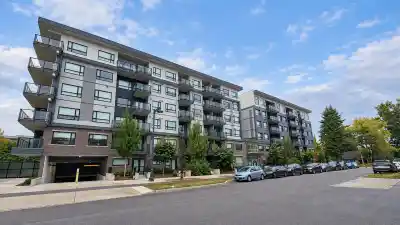 217 10777 138 STREET, Surrey BC V3T 0T5
