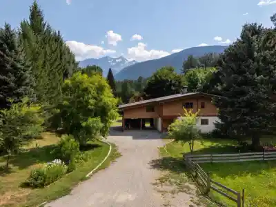7869 PEMBERTON MEADOWS ROAD, Pemberton BC V0N 2L2