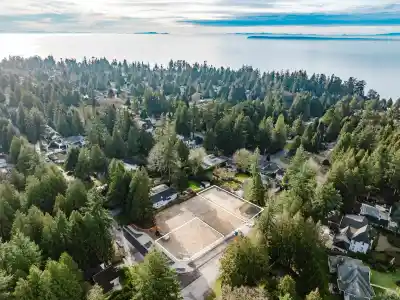 2499 124B STREET, Surrey BC V4A 3N5