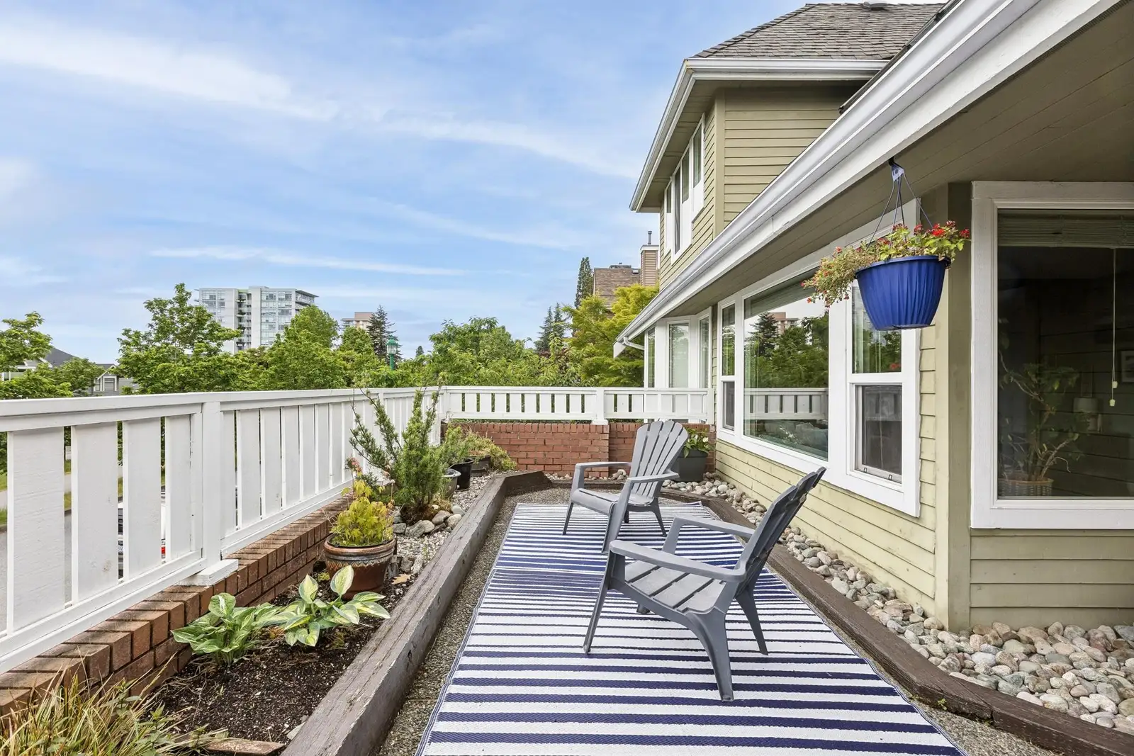 7 240 E KEITH ROAD, North Vancouver BC V7L 1V5