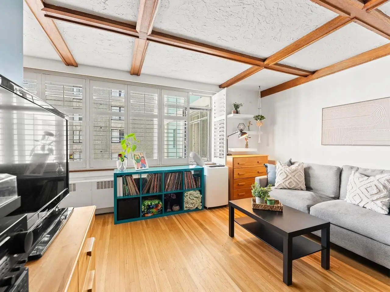 304 1975 PENDRELL STREET, Vancouver BC V6G 1T6