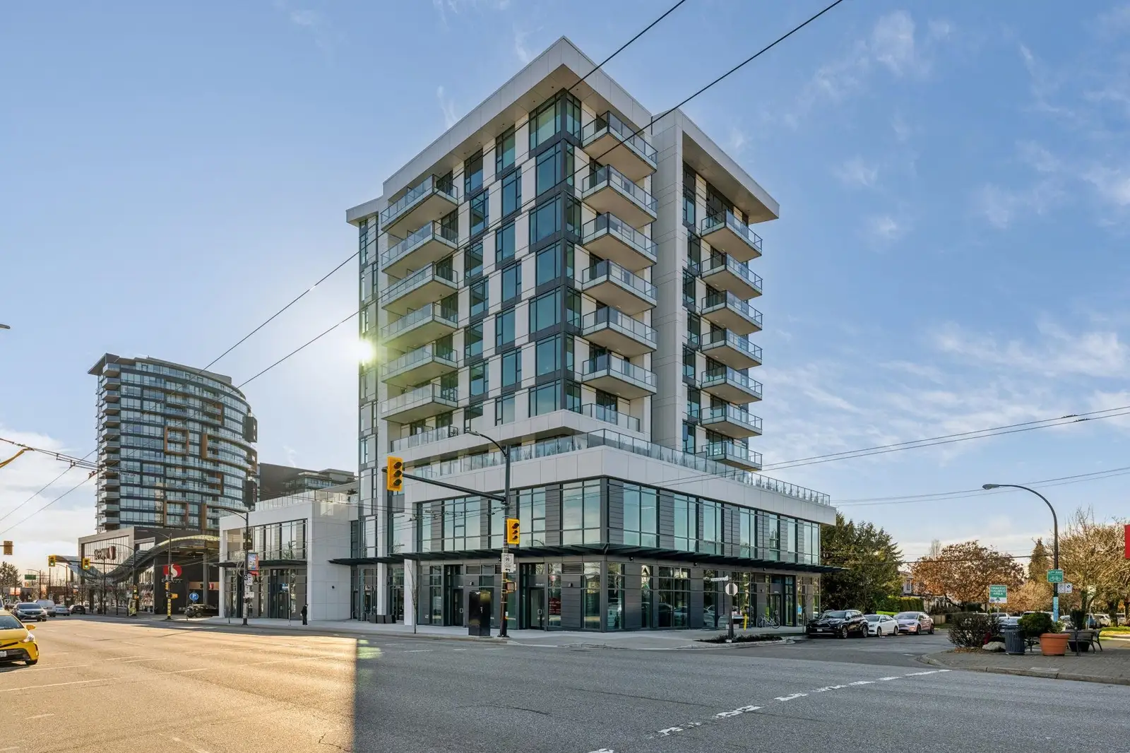 608 8415 GRANVILLE STREET, Vancouver BC V6P 0M2