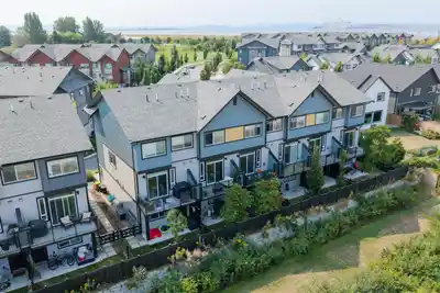 32 4375 CORMORANT WAY, Delta BC V4M 0G3
