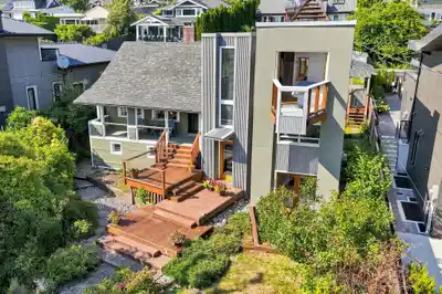 2433 MATHERS AVENUE, West Vancouver BC V7V 2H9