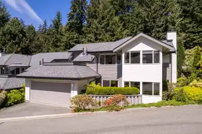 5948 NANCY GREENE WAY, North Vancouver BC V7R 4W1