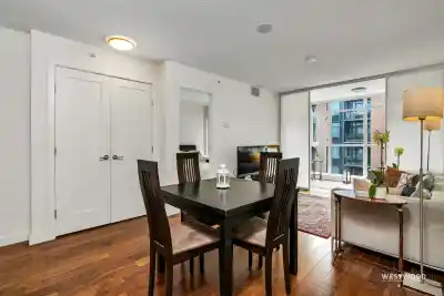 661 2080 W BROADWAY, Vancouver BC V6J 0C7
