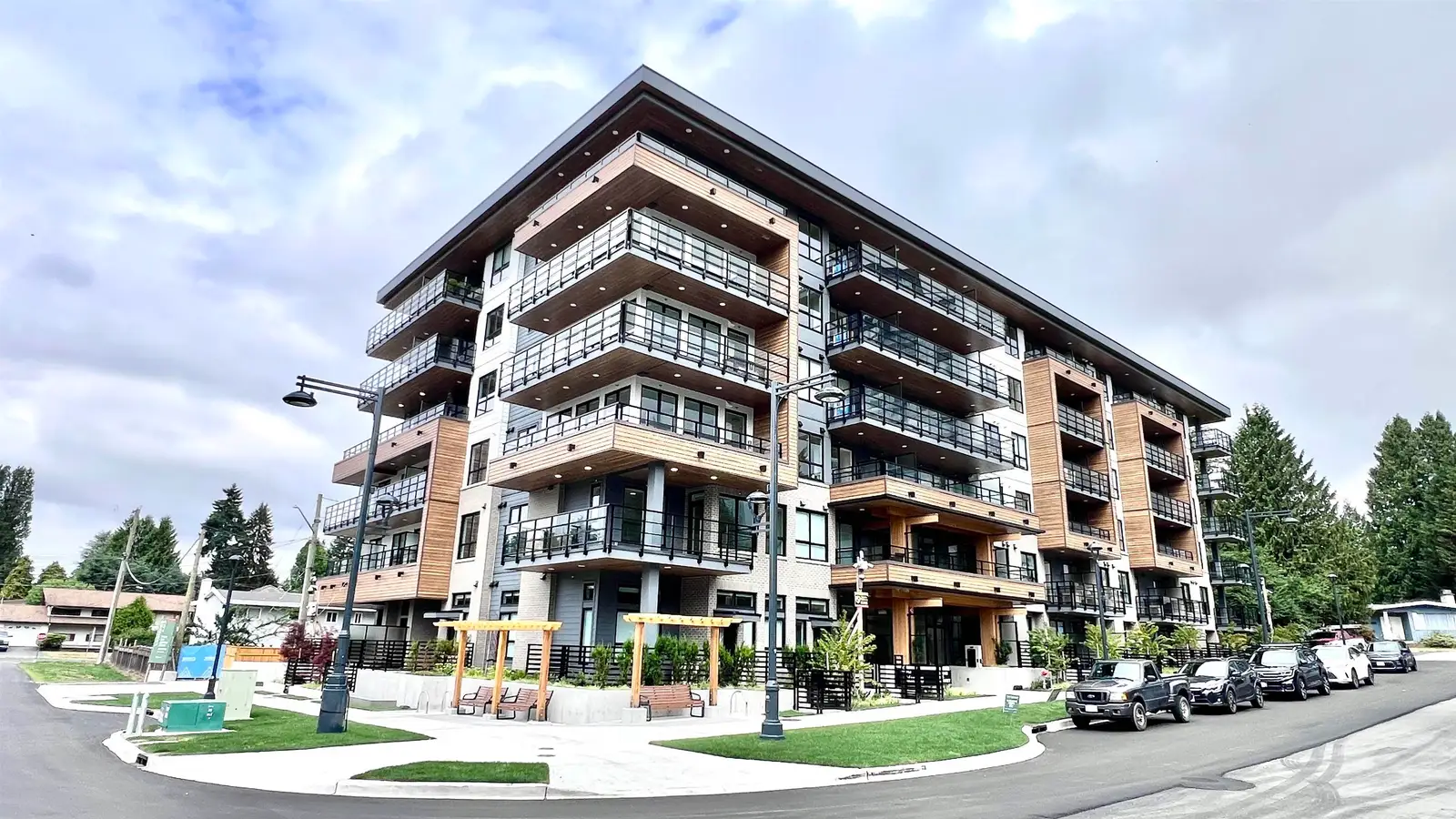 501 10065 133 STREET, Surrey BC V3T 3Y6