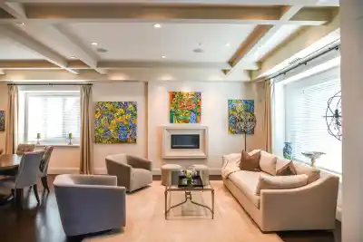 3085 W 49 AVENUE, Vancouver BC V6N 0B5