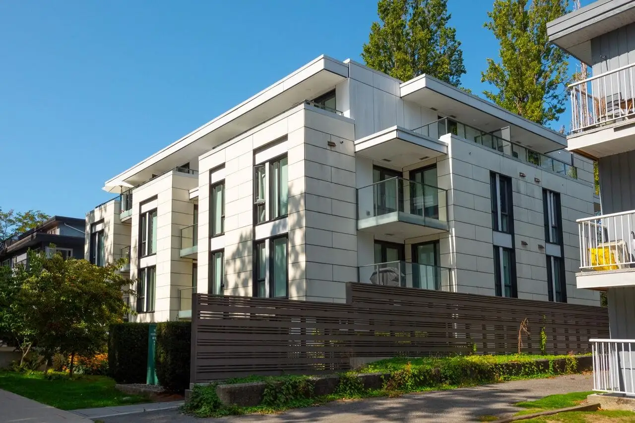 203 2239 W 7TH AVENUE, Vancouver BC V6K 1Y3