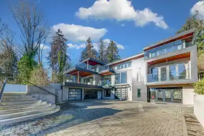 1497 QUEENS AVENUE, West Vancouver BC V7T 2J1