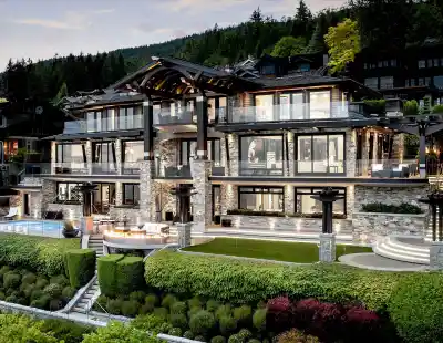 2408 HALSTON COURT, West Vancouver BC V7S 3K3