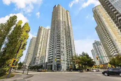 2611 13696 100 AVENUE, Surrey BC V3T 0L5