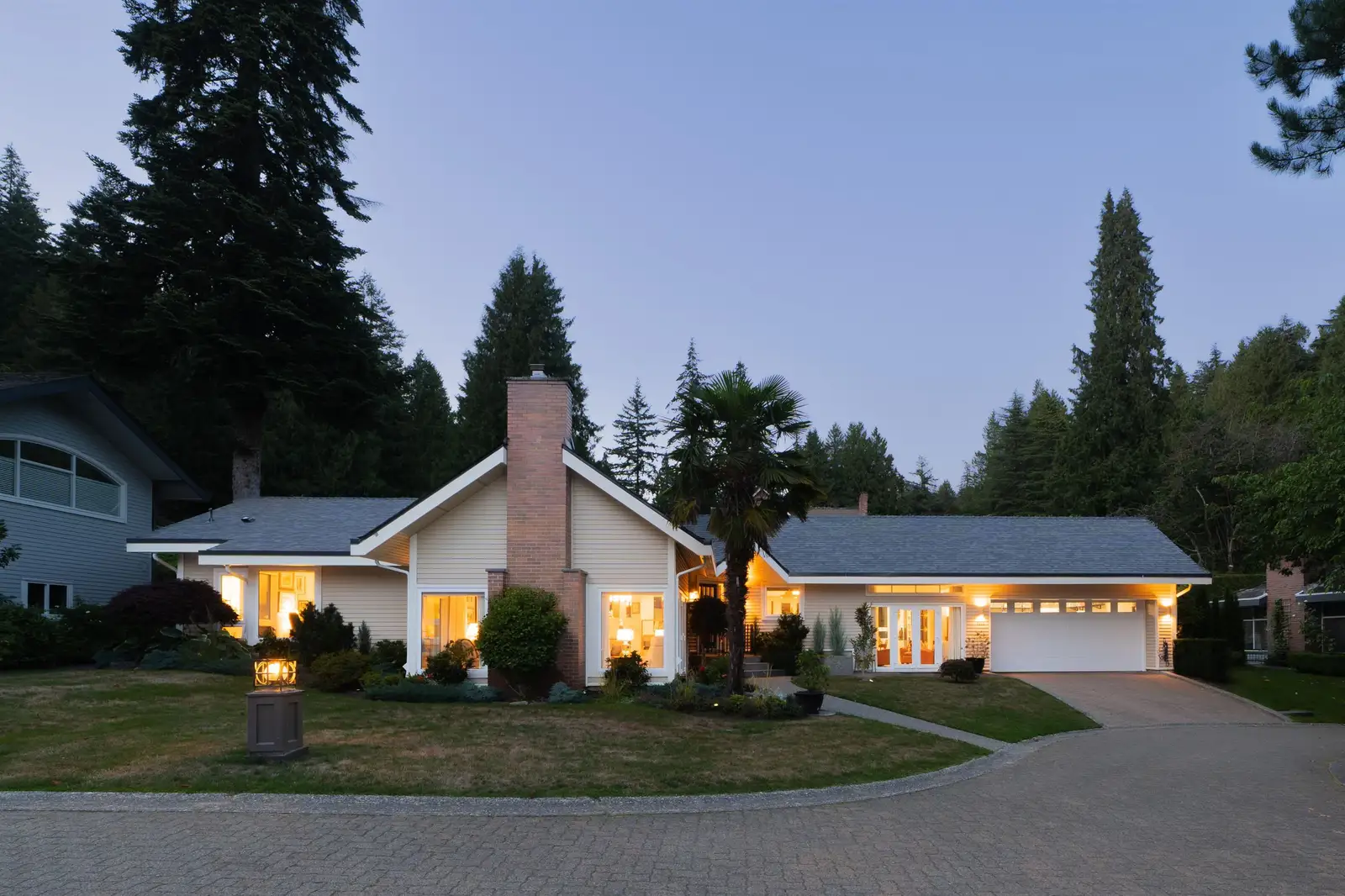 6955 ODLUM COURT, West Vancouver BC V7W 3B6