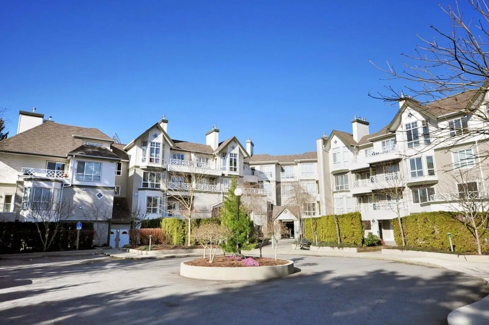 316 9979 140TH STREET, Surrey BC V3T 5W2