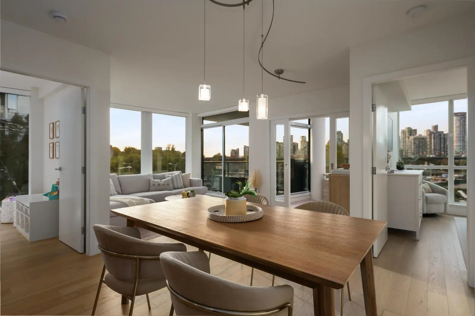 503 288 W 1ST AVENUE, Vancouver BC V5Y 0E9