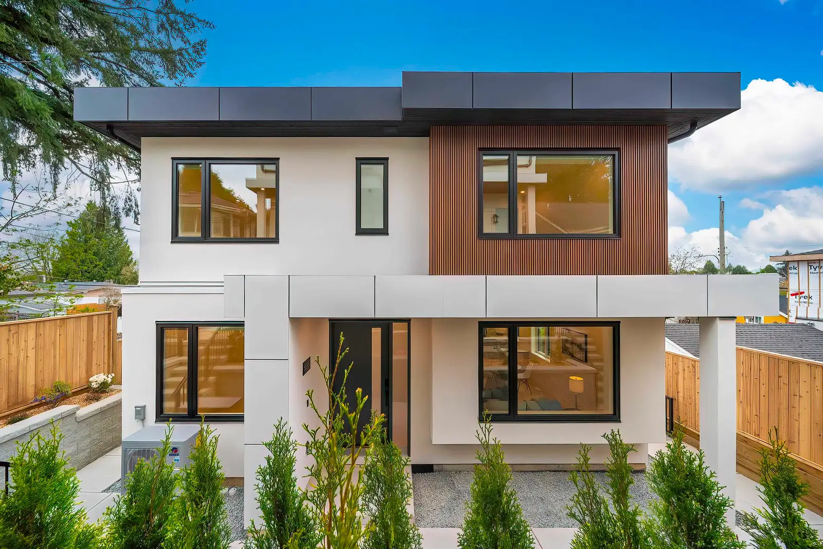 5593 FLEMING STREET, Vancouver BC V5P 3G1