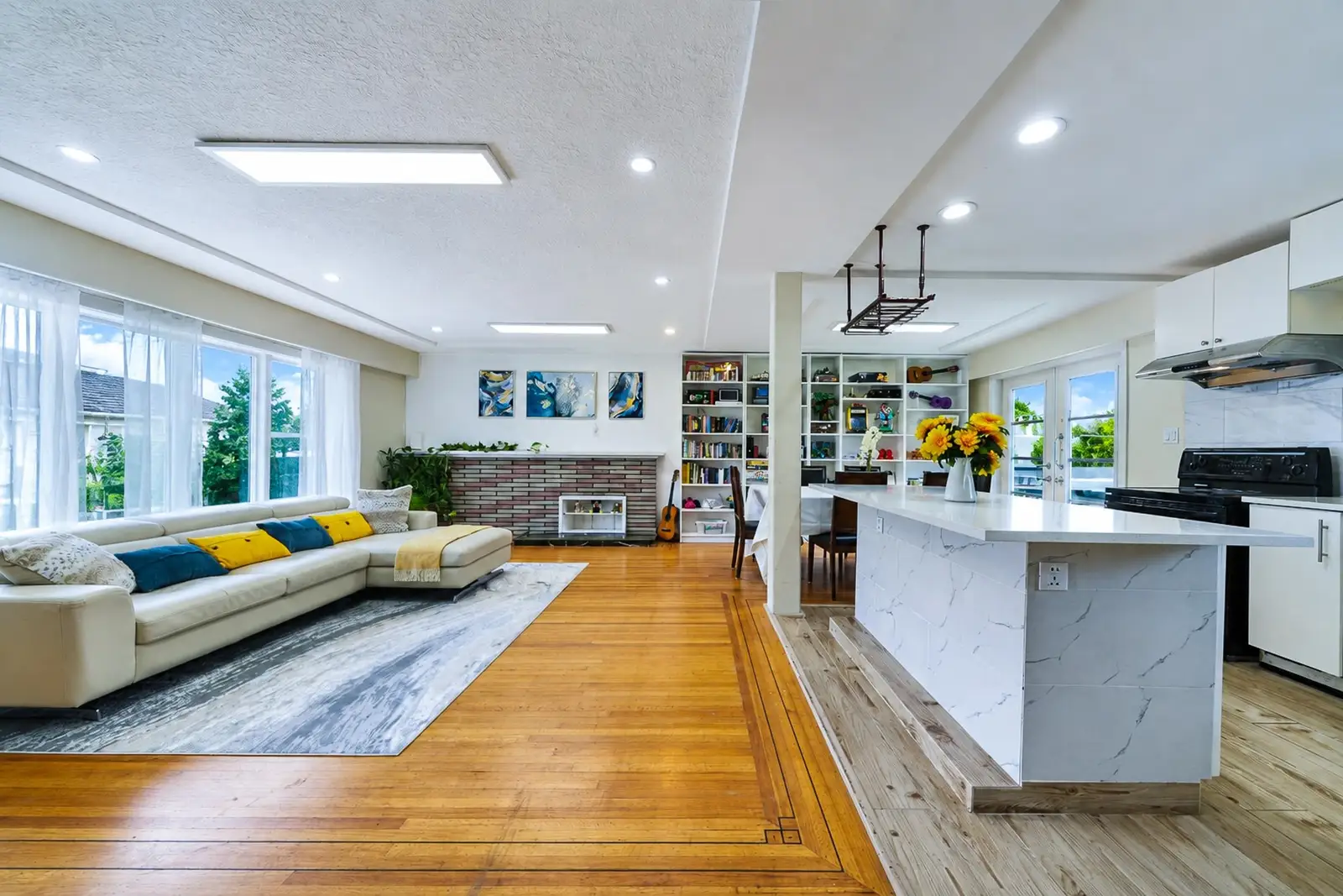 8260 ELSMORE ROAD, Richmond BC V7C 2A1