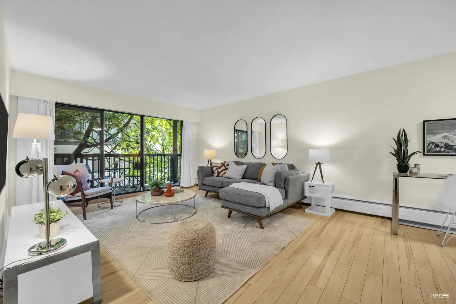 103 150 E 5TH STREET, North Vancouver BC V7L 1L5