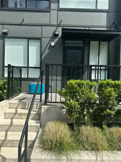 W111 13838 108 AVENUE, Surrey BC V3T 0T8