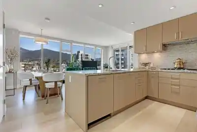 1401 150 W 15TH STREET, North Vancouver BC V7M 0C4
