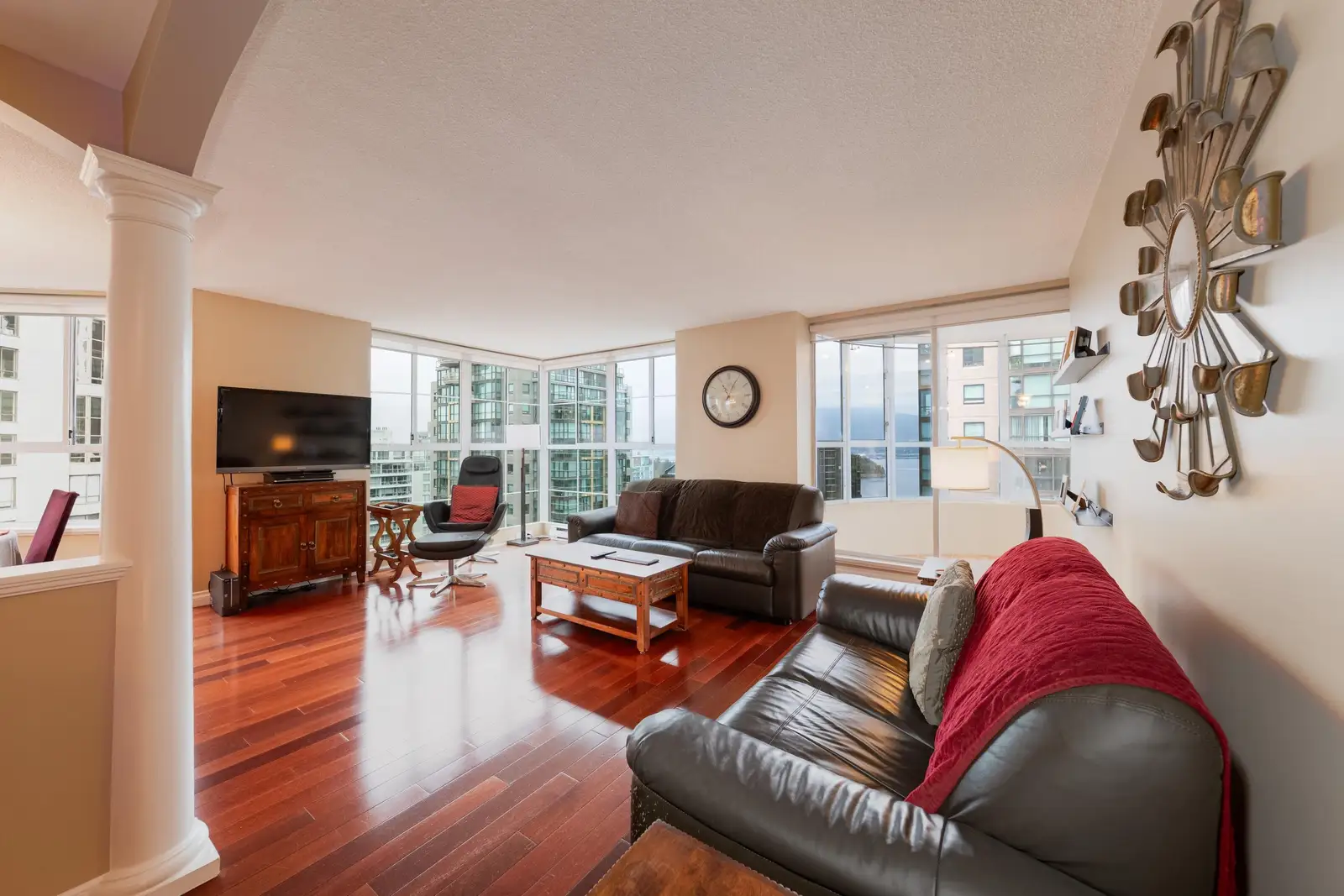 1801 717 JERVIS STREET, Vancouver BC V6E 4L5