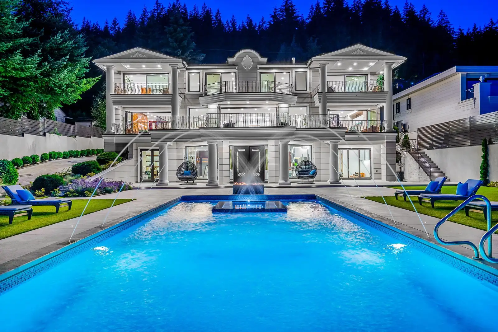 1123 CRESTLINE ROAD, West Vancouver BC V7S 2E3