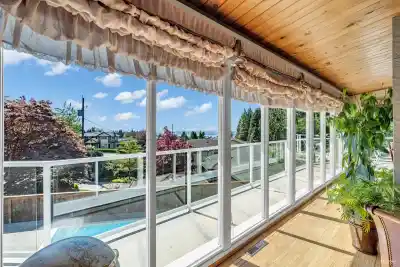 4323 VALENCIA AVENUE, North Vancouver BC V7N 4A7