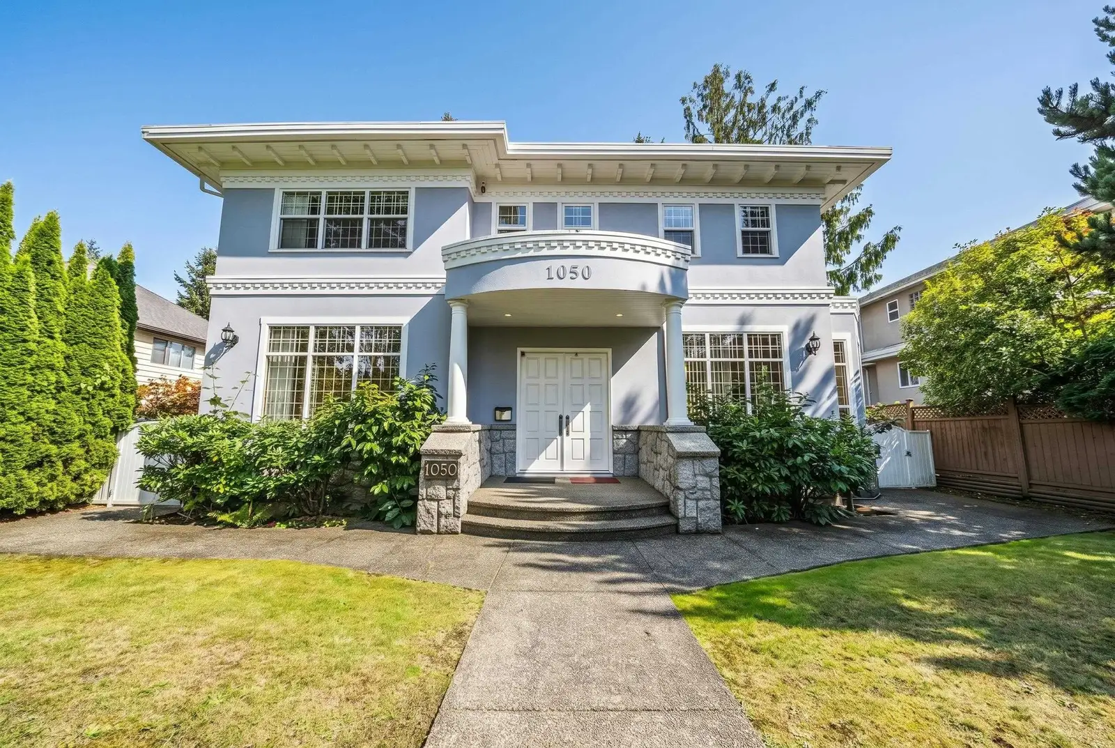1050 CONNAUGHT DRIVE, Vancouver BC V6H 2G8