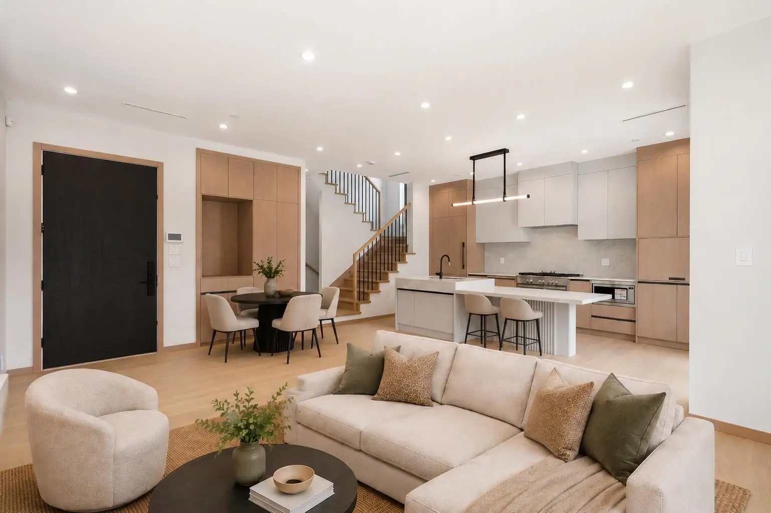 2 1448 E 30TH AVENUE, Vancouver BC V5N 3A2