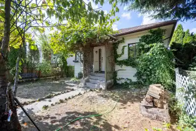 4605 RUPERT STREET, Vancouver BC V5R 2J4