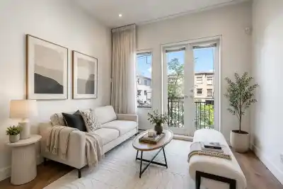 1 1425 W 11TH AVENUE, Vancouver BC V6H 1K9