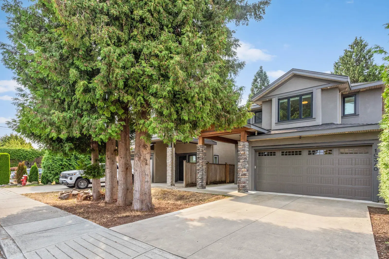 10340 ODLIN ROAD, Richmond BC V6X 1E2