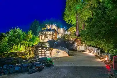 592 CRAIGMOHR DRIVE, West Vancouver BC V7S 1X2