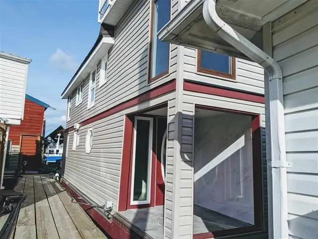 201 8191 RIVER ROAD, Richmond BC V6X 1X8