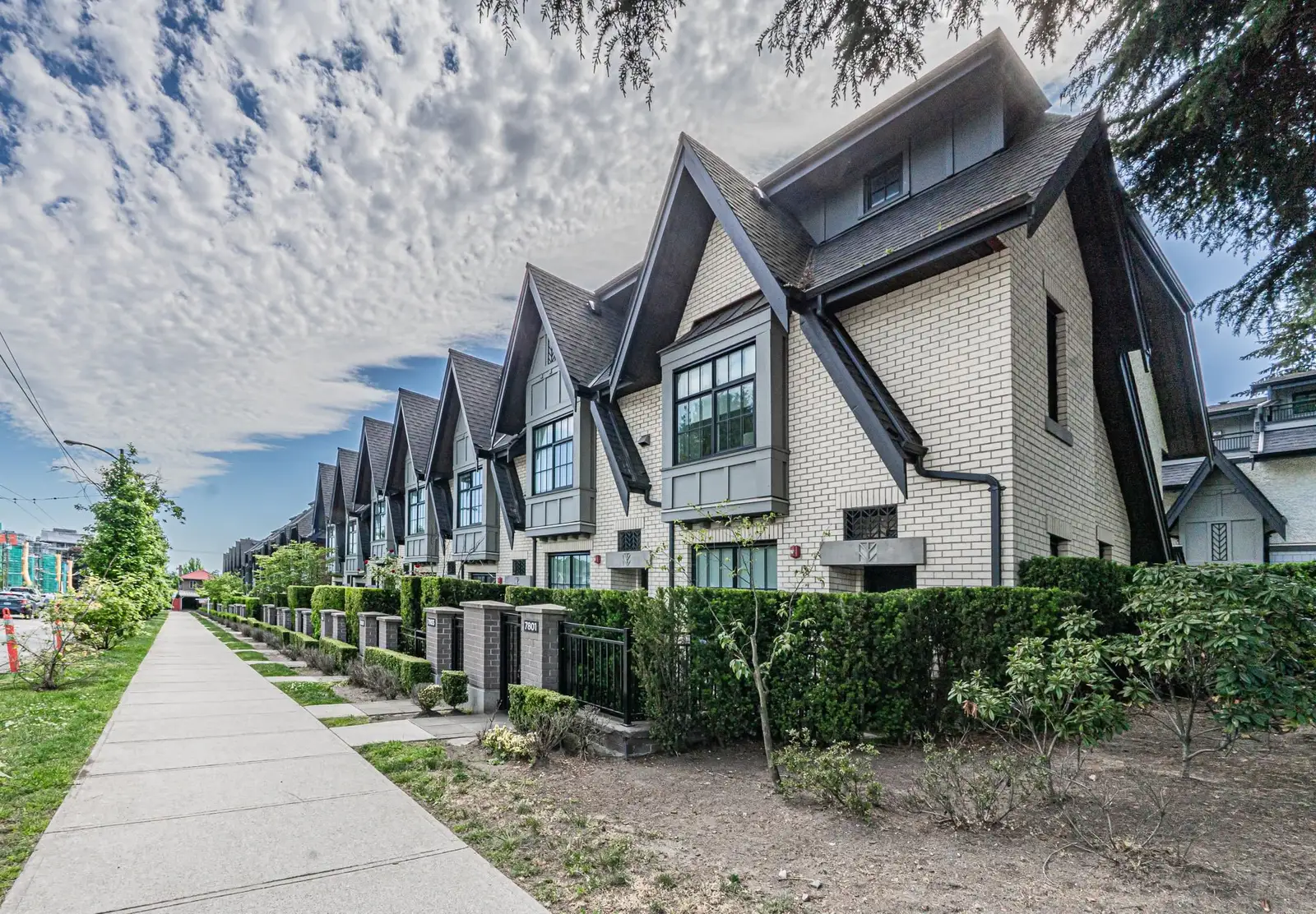 7903 OAK STREET, Vancouver BC V6P 4A6