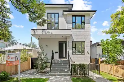 5079 ELGIN STREET, Vancouver BC V5W 3J7