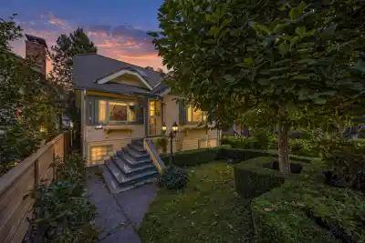 3519 W 14TH AVENUE, Vancouver BC V6R 2W3