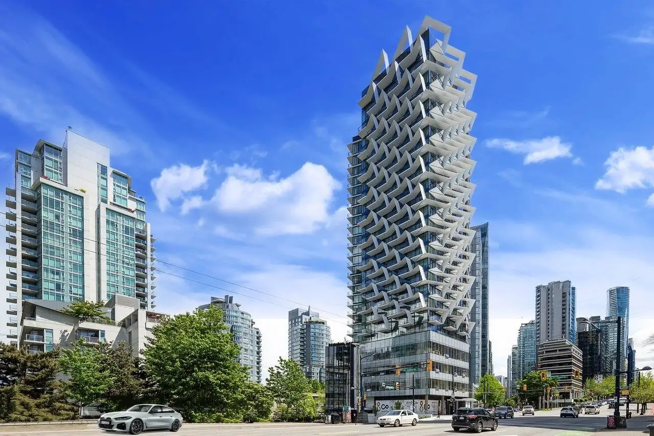 1503 620 CARDERO STREET, Vancouver BC V6G 0C7