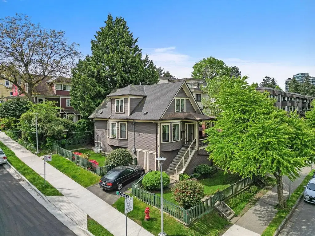 498 E 5TH AVENUE, Vancouver BC V5T 1H9