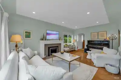 1220 BRAESIDE STREET, West Vancouver BC V7T 2L2