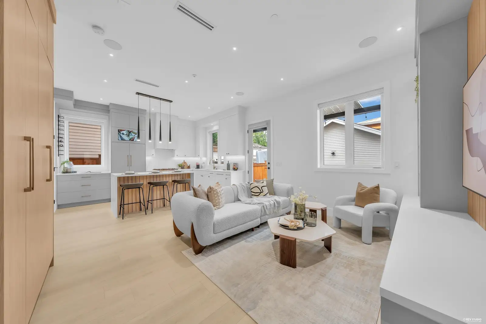 2 3627 E 45TH AVENUE, Vancouver BC V5R 3G6