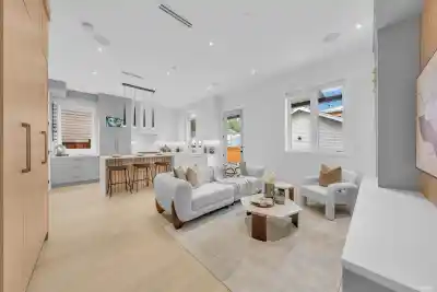 2 3627 E 45TH AVENUE, Vancouver BC V5R 3G6