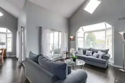 312 7633 ST. ALBANS ROAD, Richmond BC V6Y 3W7