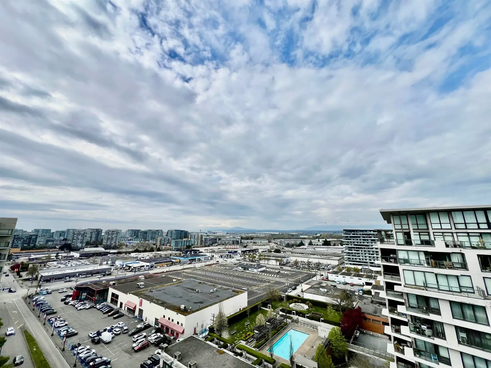 1802 7988 ACKROYD ROAD, Richmond BC V6X 0K6