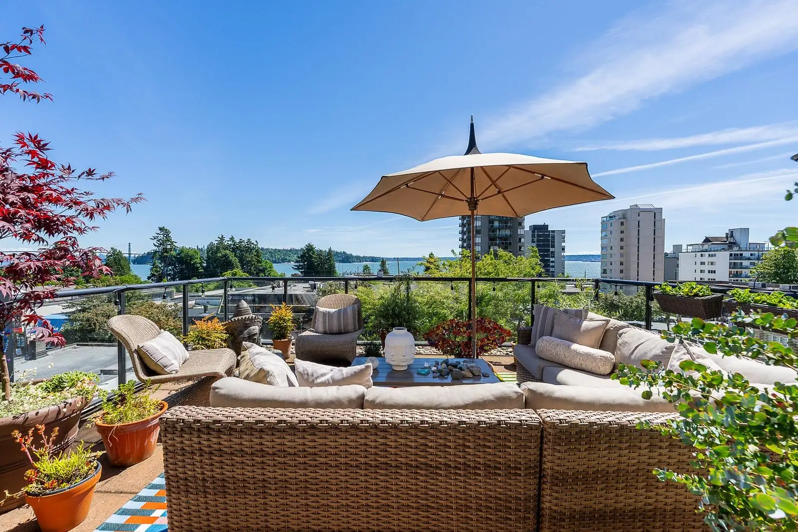 401 1765 MARINE DRIVE, West Vancouver BC V7V 1J5