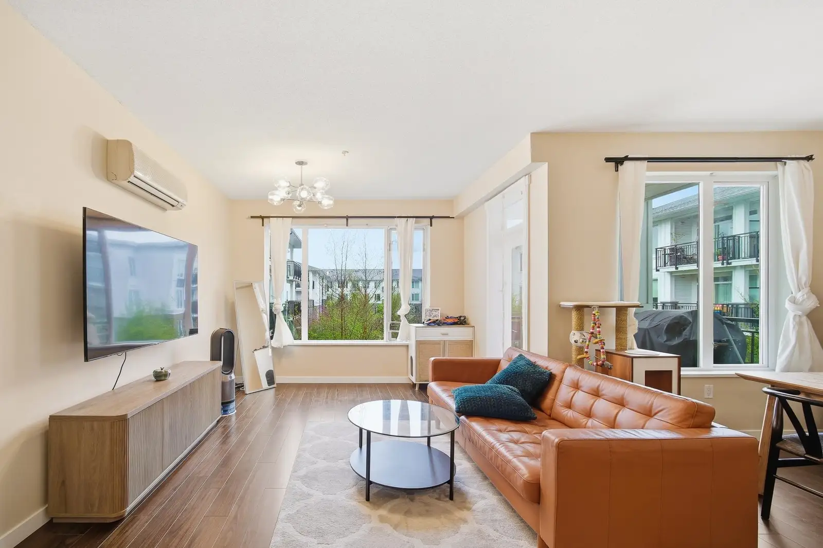 339 9388 MCKIM WAY, Richmond BC V6X 0J7