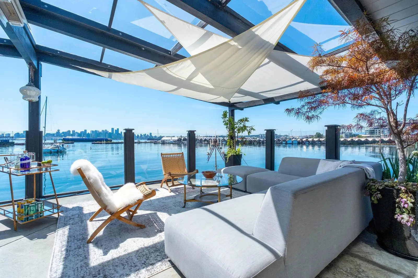 A27 415 W ESPLANADE AVENUE, North Vancouver BC V7M 1A6
