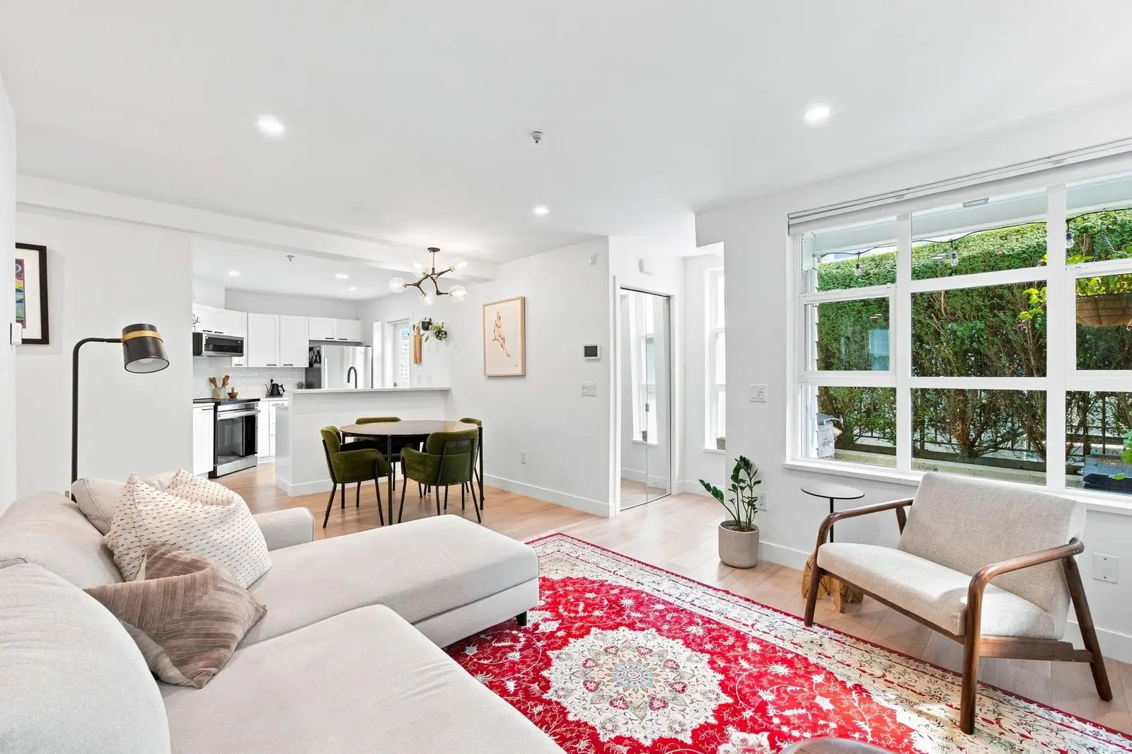 101 657 W 7TH AVENUE, Vancouver BC V5Z 1B6