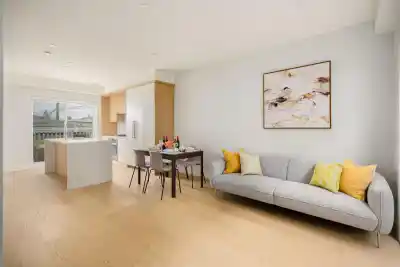 7661 GRANVILLE STREET, Vancouver BC V6P 4Y8