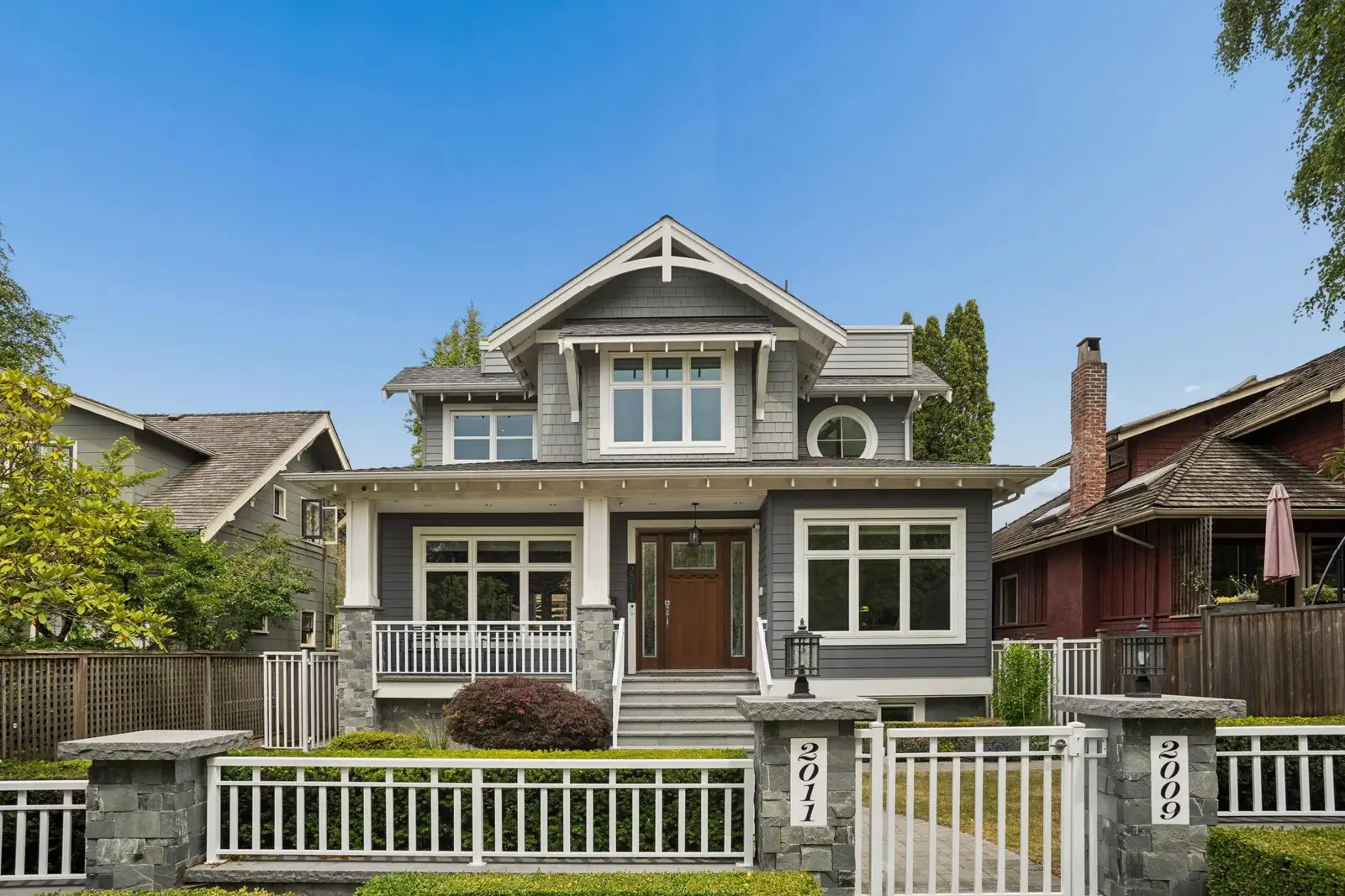 2011 W 36TH AVENUE, Vancouver BC V6M 1L1